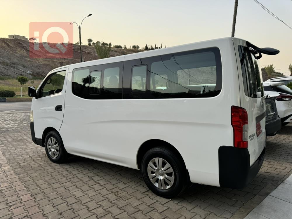 Nissan Urvan